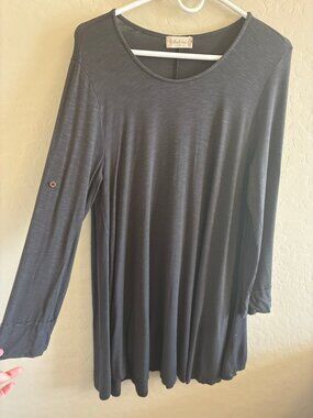 Altar'd State Charcoal Long Sleeve Tunic Size M